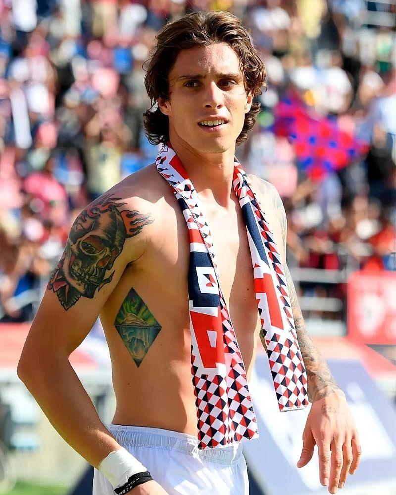 博洛尼亚主帅积极备战，带队冲向胜利