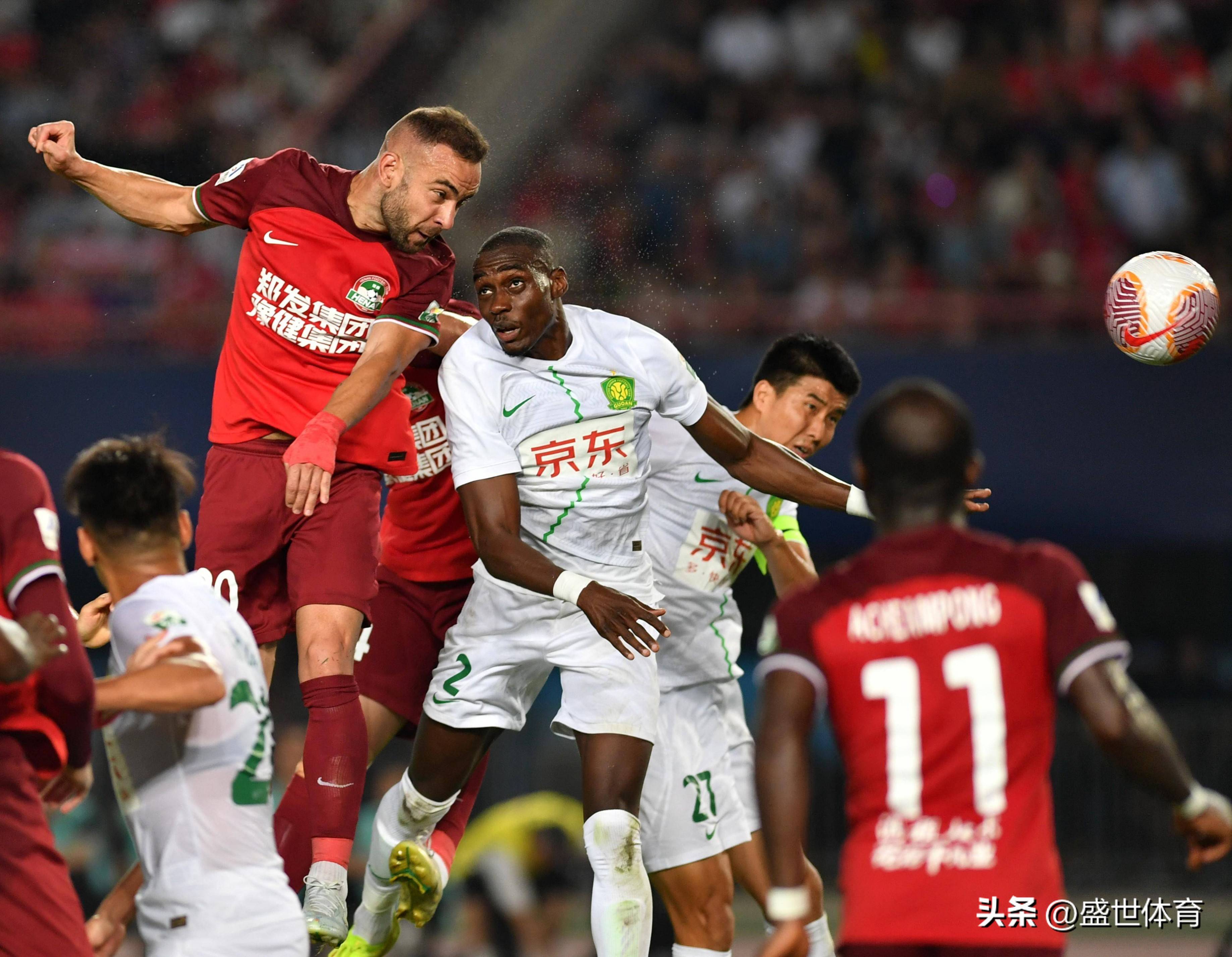 中超球队冬训营即将展开，为新赛季做准备