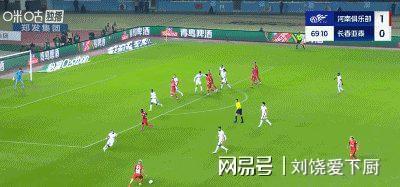 包含外援表现抢眼,球队大胜晋级下一轮的词条 包含外援表现抢眼,球队大胜晋级下一轮的词条