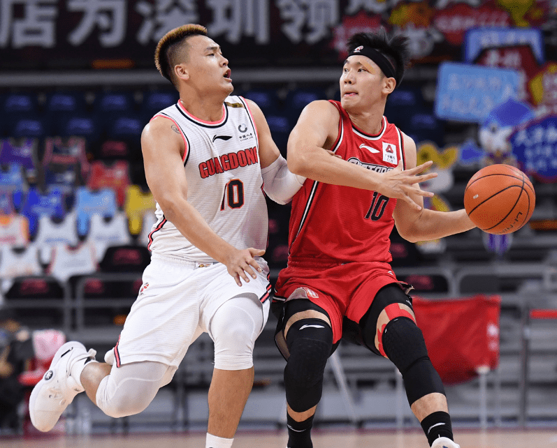 包含天津队险胜公牛，易建联扛起全队的词条